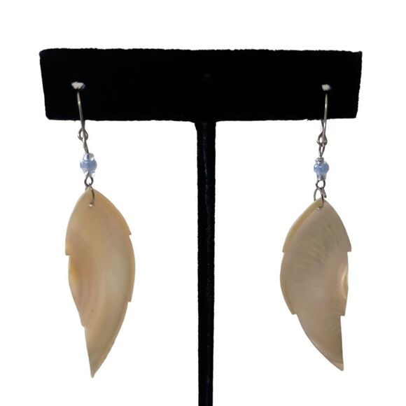 Mother of Pearl Leaf Dangle Earrings Beachy Coastal Silver Tone Pierced Bohemian - Picture 5 of 15